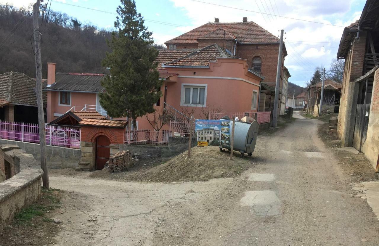 Country House Dunjin Konak Rogljevo Εξωτερικό φωτογραφία